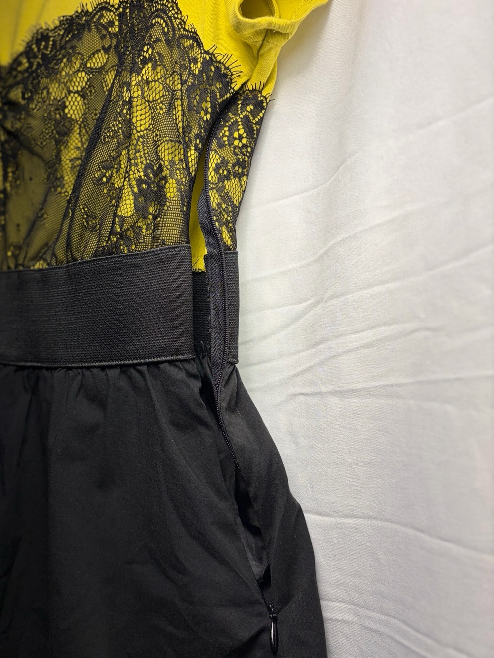VINTAGE Rare Forever 21 Twist Cirque 21 Yellow Black Lace Bubble Dress Sz S Y2K - Picture 4 of 11
